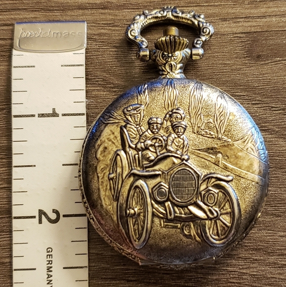 Vintage Pocket Watch - Silver Toned - Churchill - Picture 2 of 9